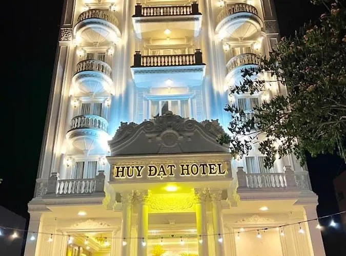Khách sạn Huy đạt *
